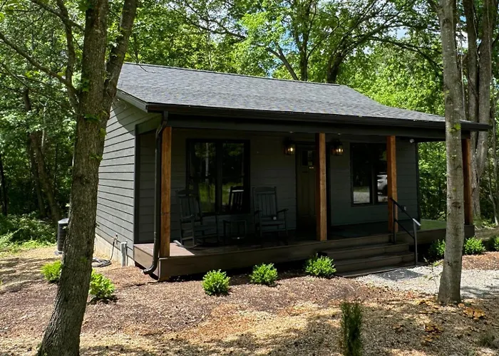 Wooded Hot Tub, Firepit & Giant Ferienhaus